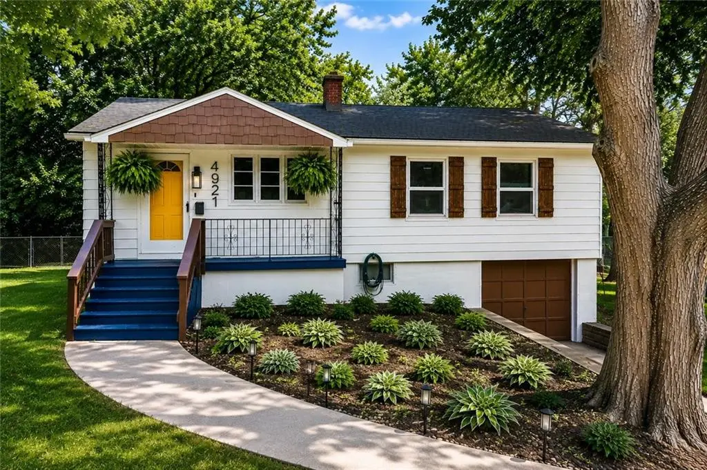 4921 N Garfield AVE, Kansas City, MO 64118