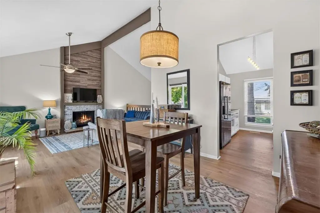 5725 N Oregon AVE, Kansas City, MO 64151