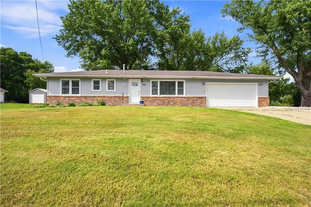 608 NE 82nd ST, Kansas City, MO 64118
