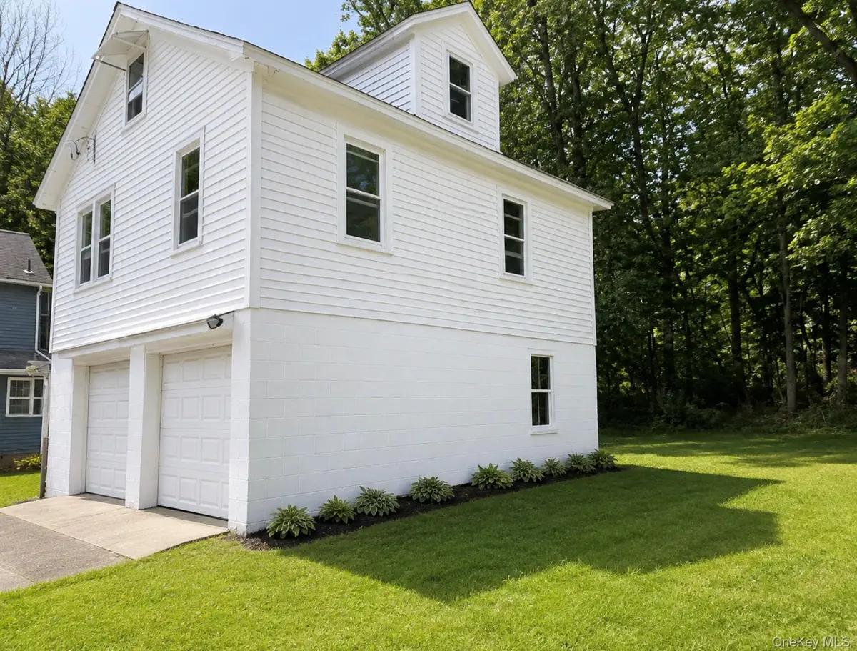 15 Kinch LN, Monticello, NY 12701