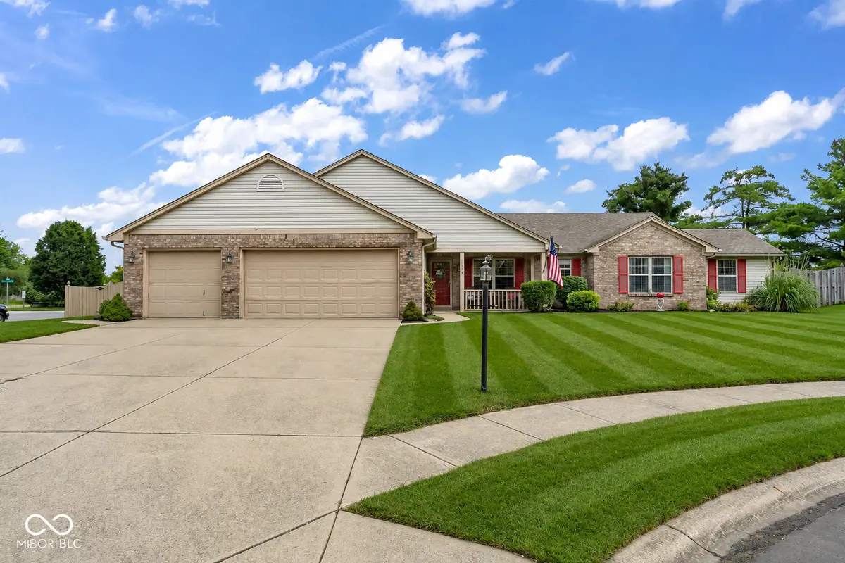 7774 Ponderosa CT, Avon, IN 46123