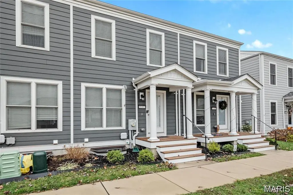 5107 Barter ST, St Charles, MO 63301
