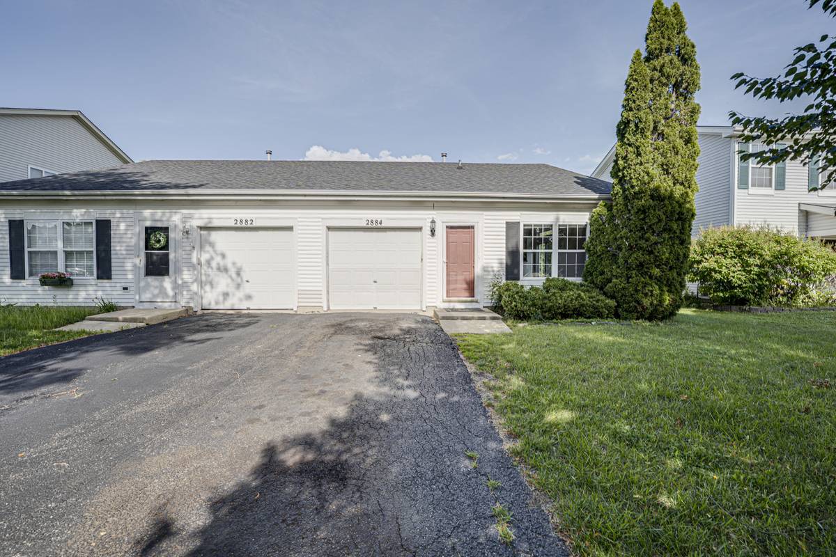 2884 Cedar Glade DR, Naperville, IL 60564