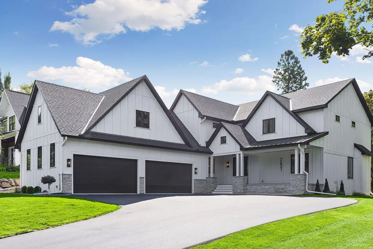 2631 Orchard LN, Excelsior, MN 55331