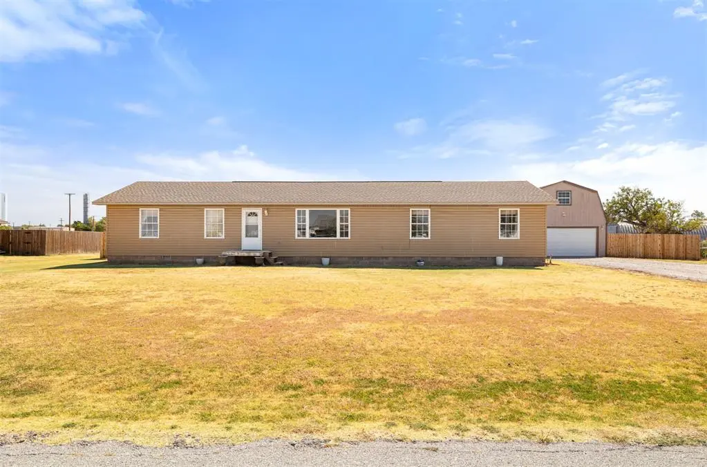 205 Chickasha AVE, Amber, OK 73004