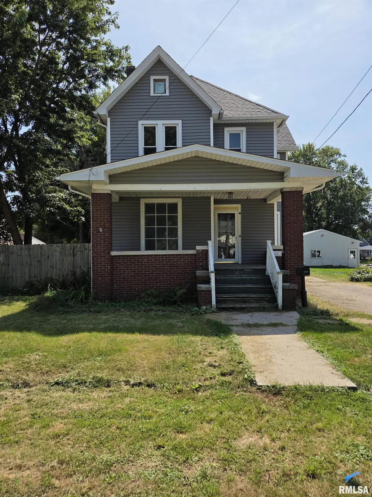 846 E KNOX ST, Galesburg, IL 61401