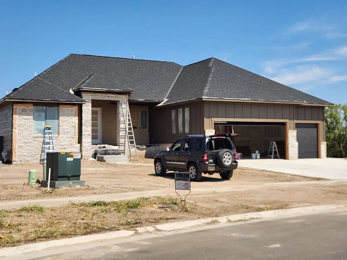 8266 W Mossy Stone St, Maize, KS 67101