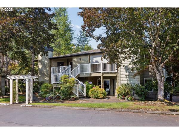 5055 FOOTHILLS DR #G, Lake Oswego, OR 97034