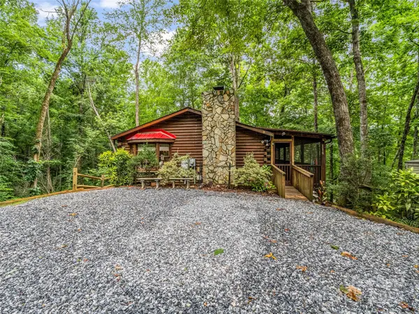 116 Chalet RD, Lake Lure, NC 28746