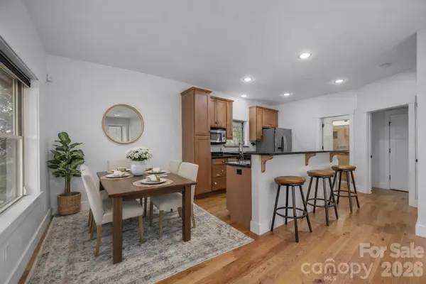 162 Deaver ST, Asheville, NC 28806