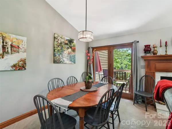 155 Quail Cove BLVD #1601, Lake Lure, NC 28746