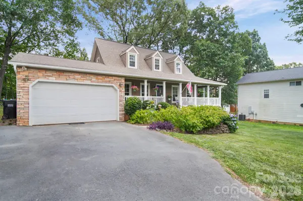 7813 Red Robin TRL, Denver, NC 28037