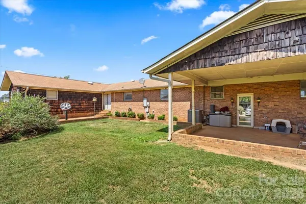 521 W Stokes ST, China Grove, NC 28023