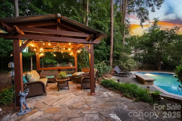 10701 Pomerane PL, Charlotte, NC 28277