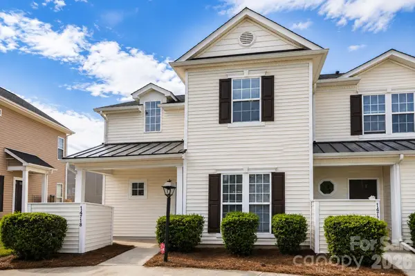 14718 Lions Pride CT, Charlotte, NC 28278