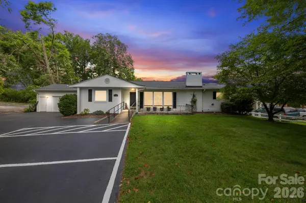 4295 Brevard RD, Horse Shoe, NC 28742