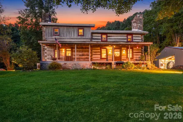 146 Gentry Farm DR, Hot Springs, NC 28743