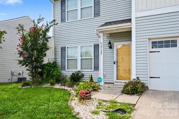 2122 Gillette DR, Clover, SC 29710