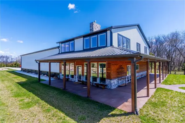 9016 SE 69 HWY, Cameron, MO 64429