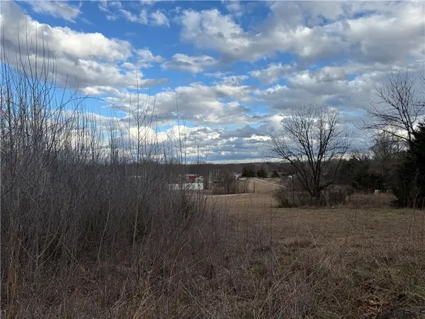 30 & 34 Pheasant Run DR, Mound City, KS 66056
