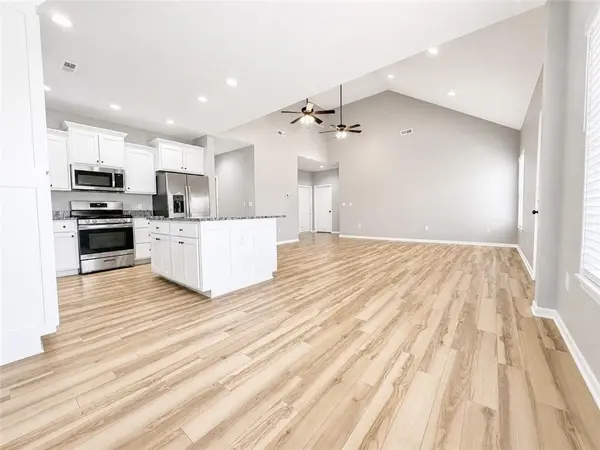 1700 W 6th Street TER, Knob Noster, MO 65336