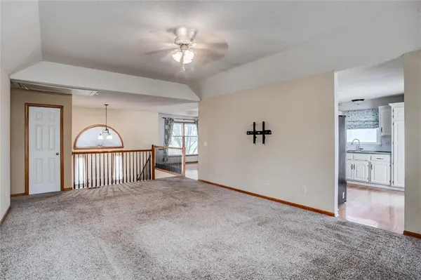 8820 NE 110th ST, Kansas City, MO 64157
