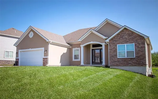 13944 Indian Ridge RD, St Joseph, MO 64505