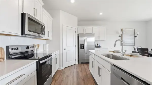 36443 W 102nd PL, De Soto, KS 66018