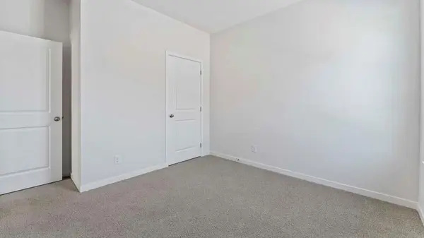 36443 W 102nd PL, De Soto, KS 66018