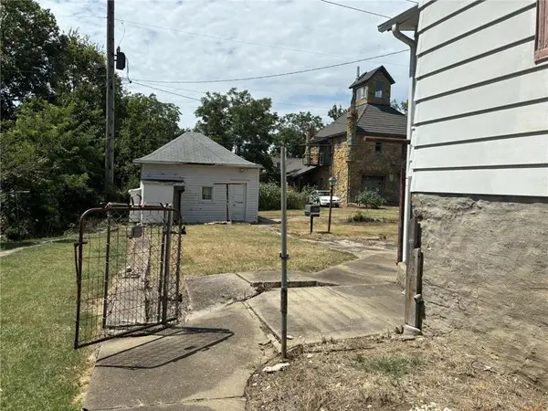 306 S Margrave ST, Fort Scott, KS 66701
