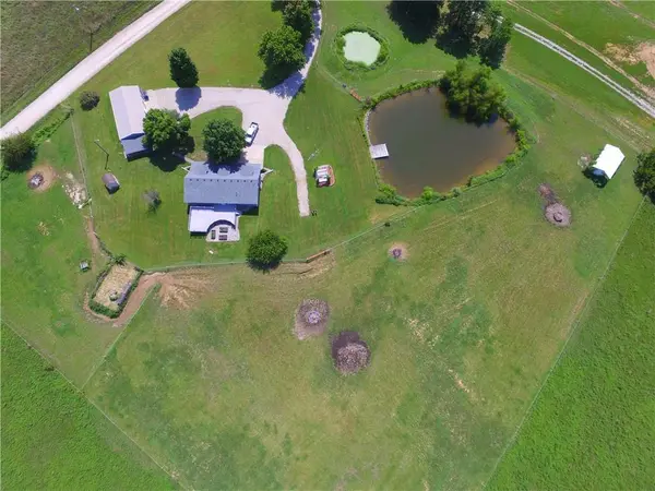 808 NE 221st RD, Warrensburg, MO 64093