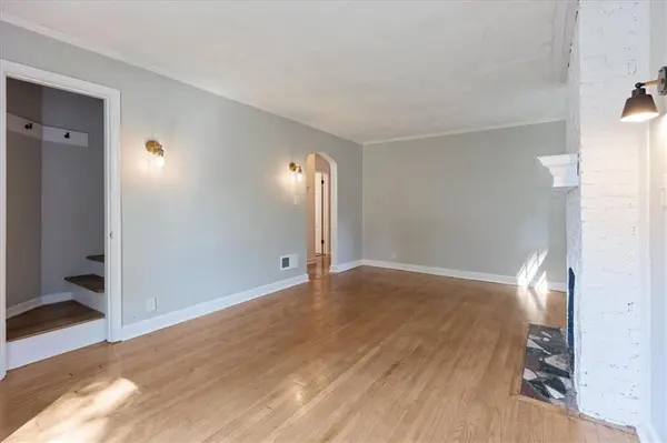 5723 Nall AVE, Roeland Park, KS 66202