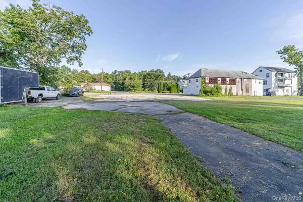 212 Homestead AVE, Maybrook, NY 12543
