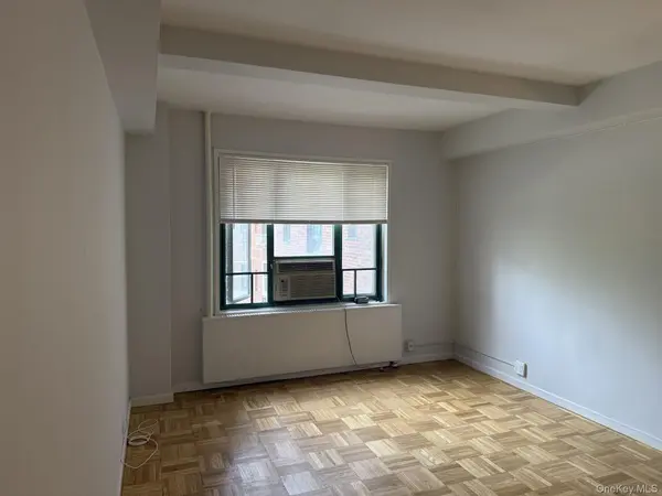 1505 Archer RD #3D, Bronx, NY 10462