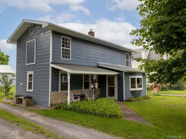 34 Tillson RD, Rosendale, NY 12486