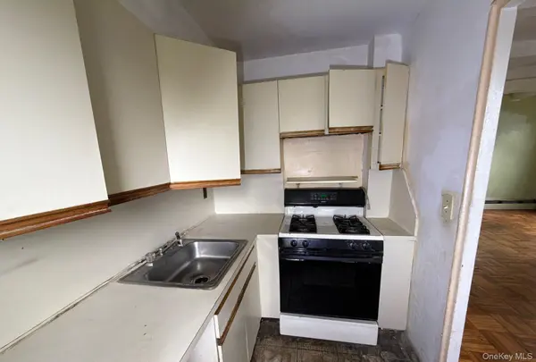 80-14 150th #25D, Jamaica, NY 11435