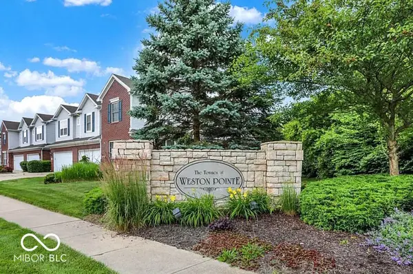 10903 Perry Pear DR, Zionsville, IN 46077