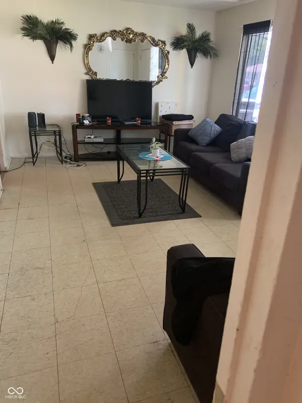 2629 Fredonia, Indianapolis, IN 46222