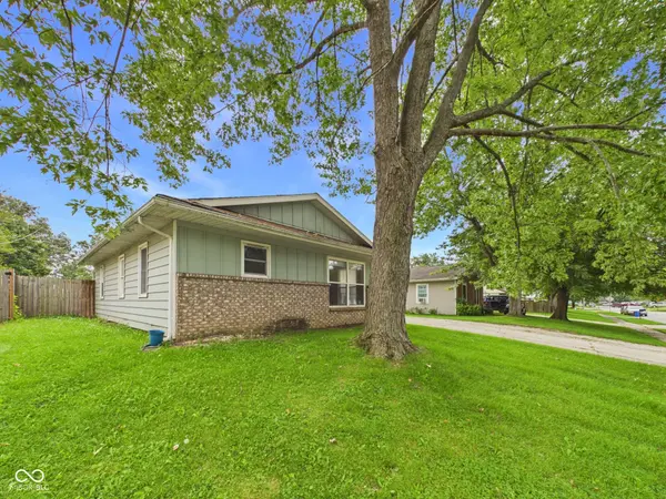 4 White Oak CT, Hartford City, IN 47348