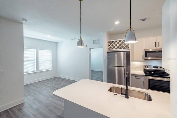 1420 LAKEFRONT DR #7213, Sarasota, FL 34240