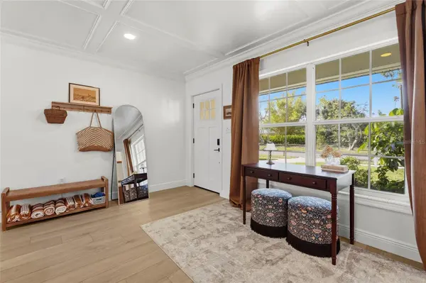 7746 WESTMORELAND DR, Sarasota, FL 34243