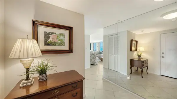 770 S PALM AVE #904, Sarasota, FL 34236