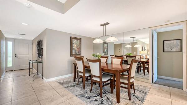 8710 MIDNIGHT PASS RD #203B, Sarasota, FL 34242