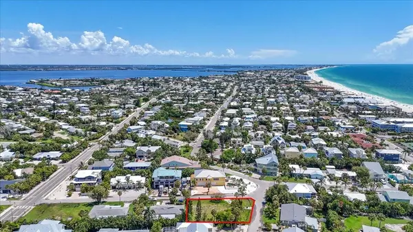 302 73RD ST, Holmes Beach, FL 34217