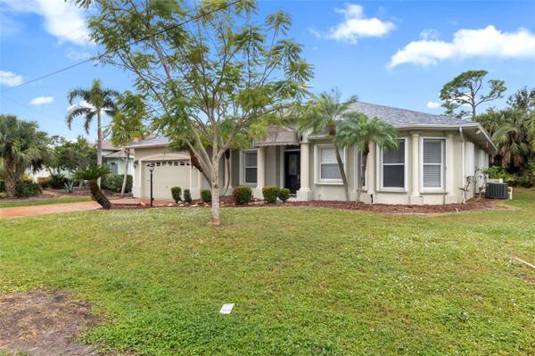 281 HALLCREST TER, Port Charlotte, FL 33954