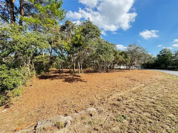 OAK CIR, Ocala, FL 34472
