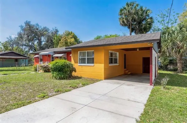 612 KENSINGTON ST, Eustis, FL 32726