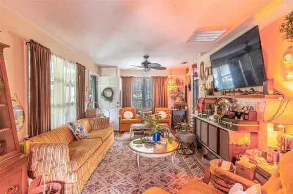 1120 S SCENIC HWY, Lake Wales, FL 33853