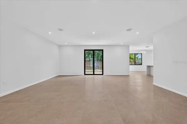 12509 83RD AVE, Seminole, FL 33776