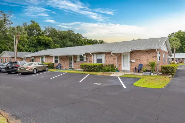 41 FAIRWAY CT #41, Deland, FL 32724